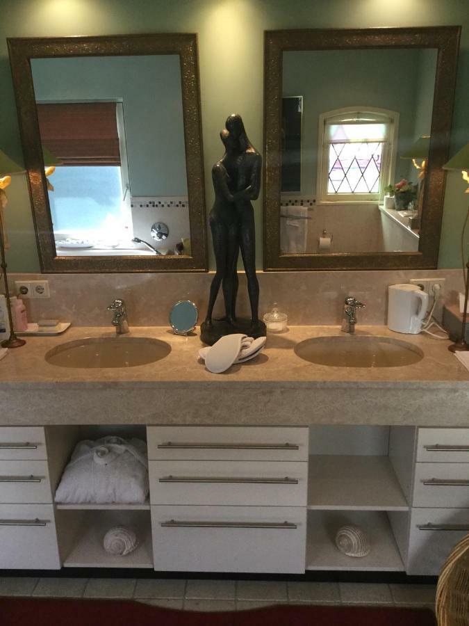 B&B Lux Schijndel المظهر الخارجي الصورة
